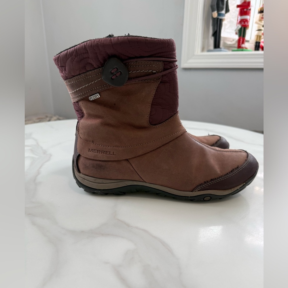 Merrell Tan and Burgundy Outdoor Boots - Picture 2 of 10